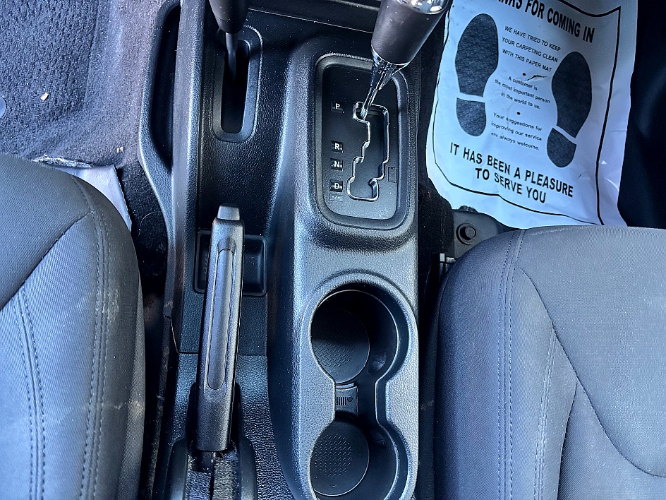 2016 Jeep Wrangler Sport