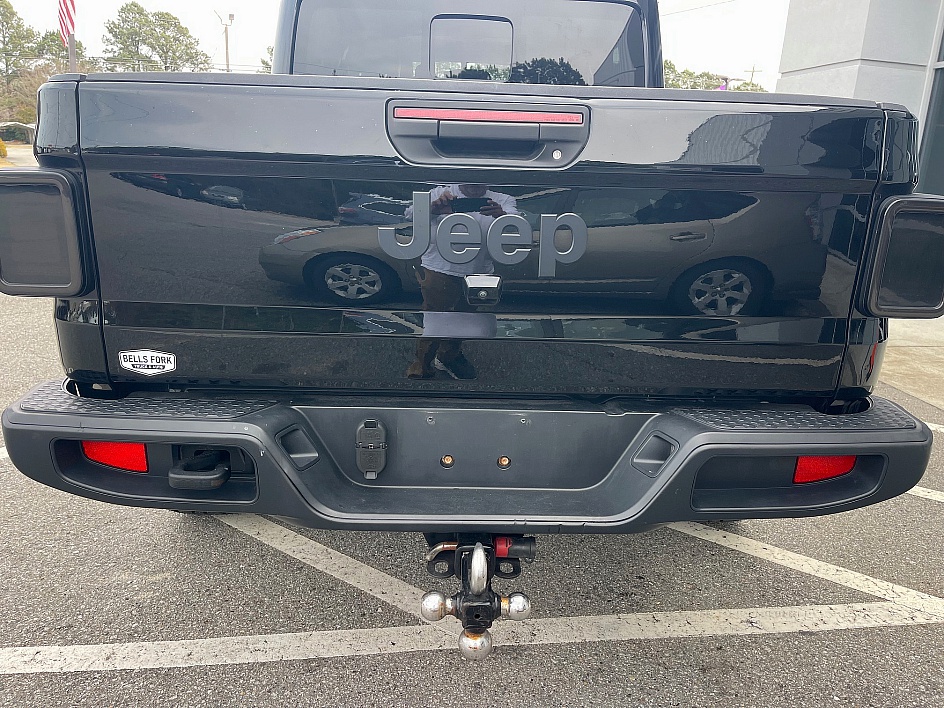 2022 Jeep Gladiator Overland