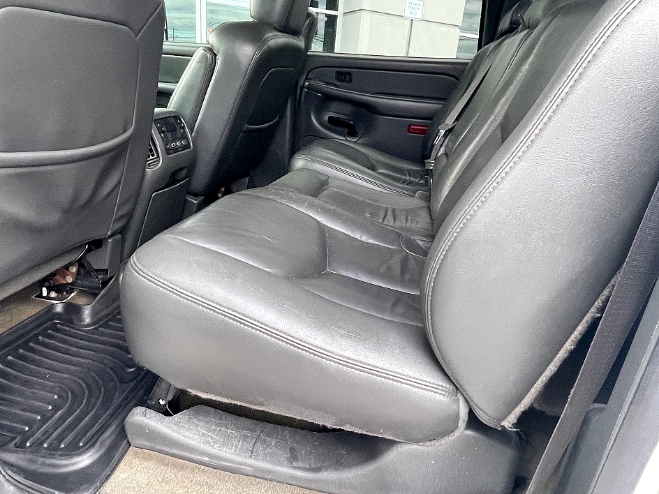 2004 Chevrolet Silverado LT