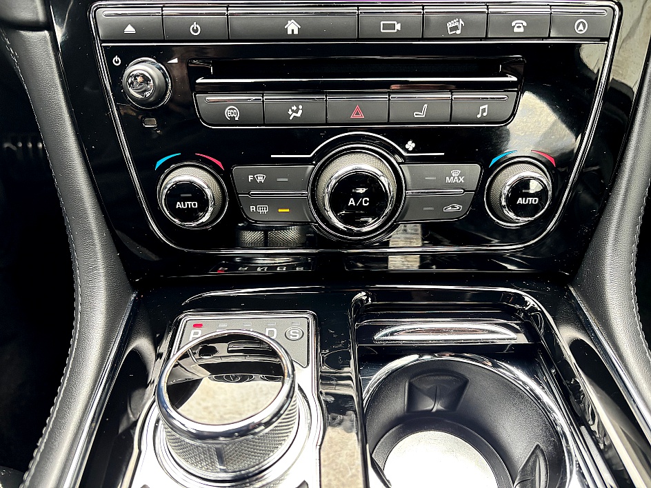 2019 Jaguar Xj XJL Portfolio/XJ 50