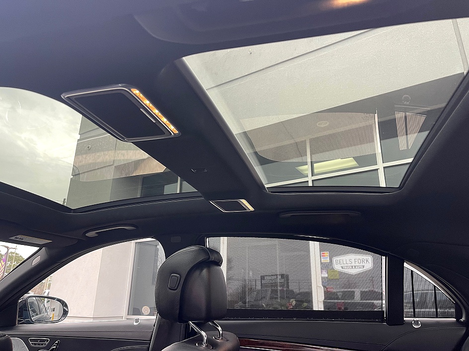 2015 Mercedes-Benz S-Class S550