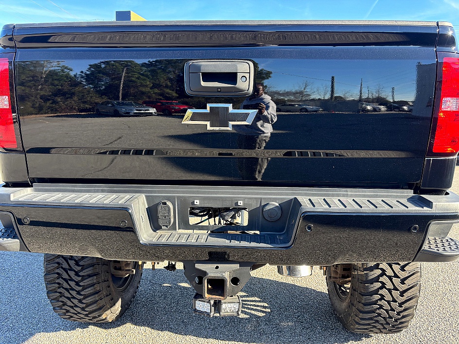 2017 Chevrolet 2500 High Country