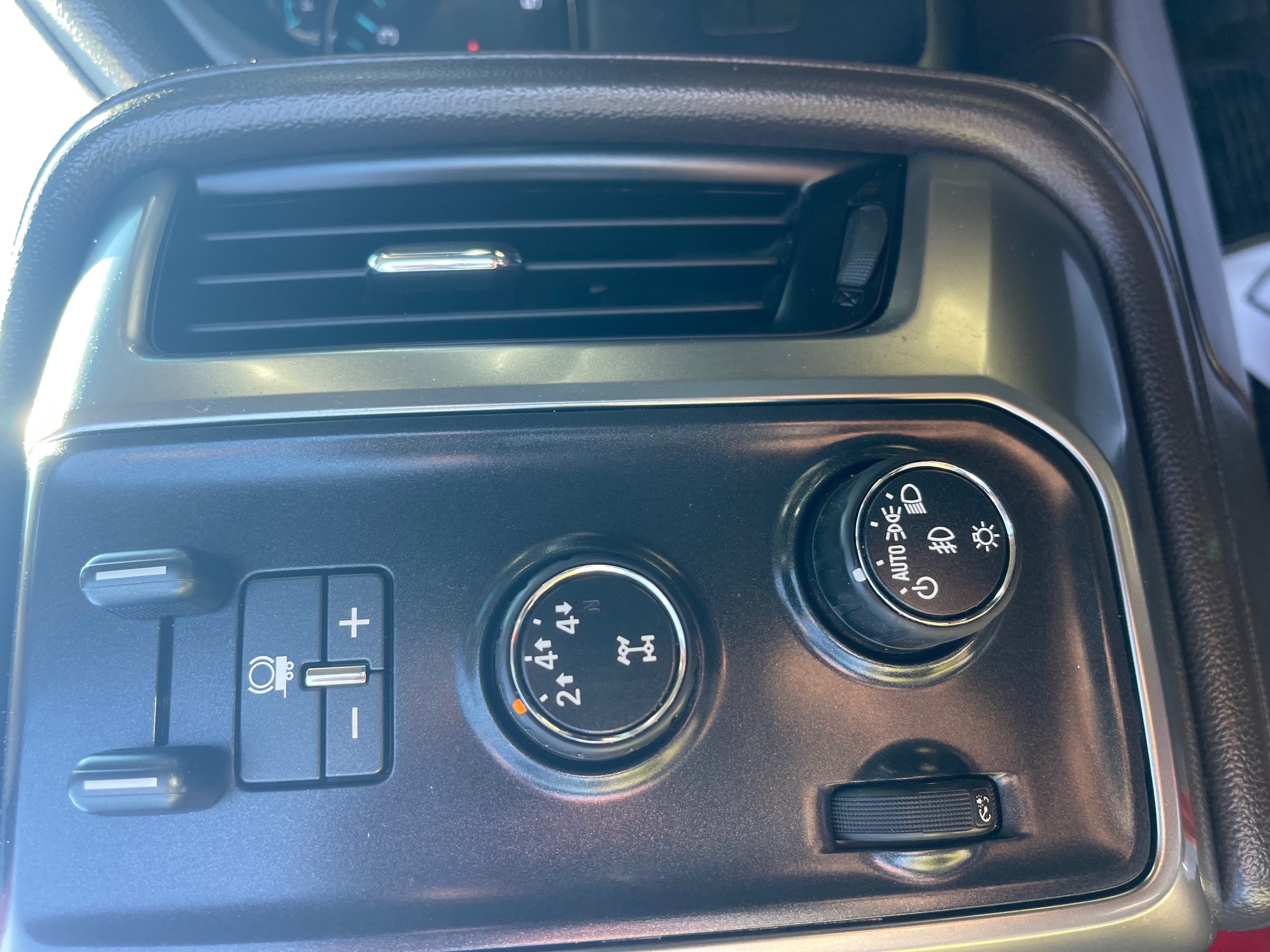 2015 Chevrolet Silverado LTZ