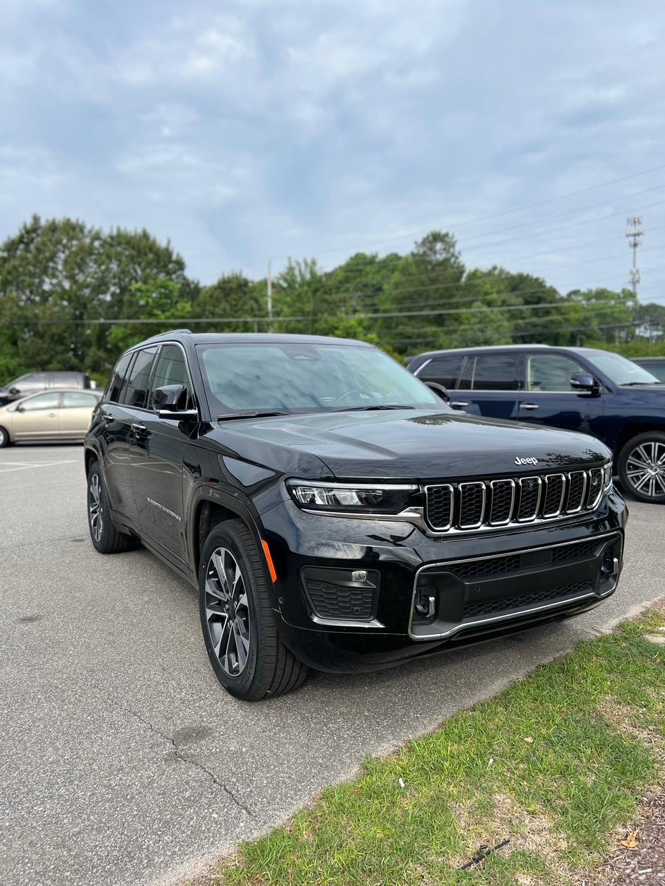 2022 Jeep Grand Cherokee Overland