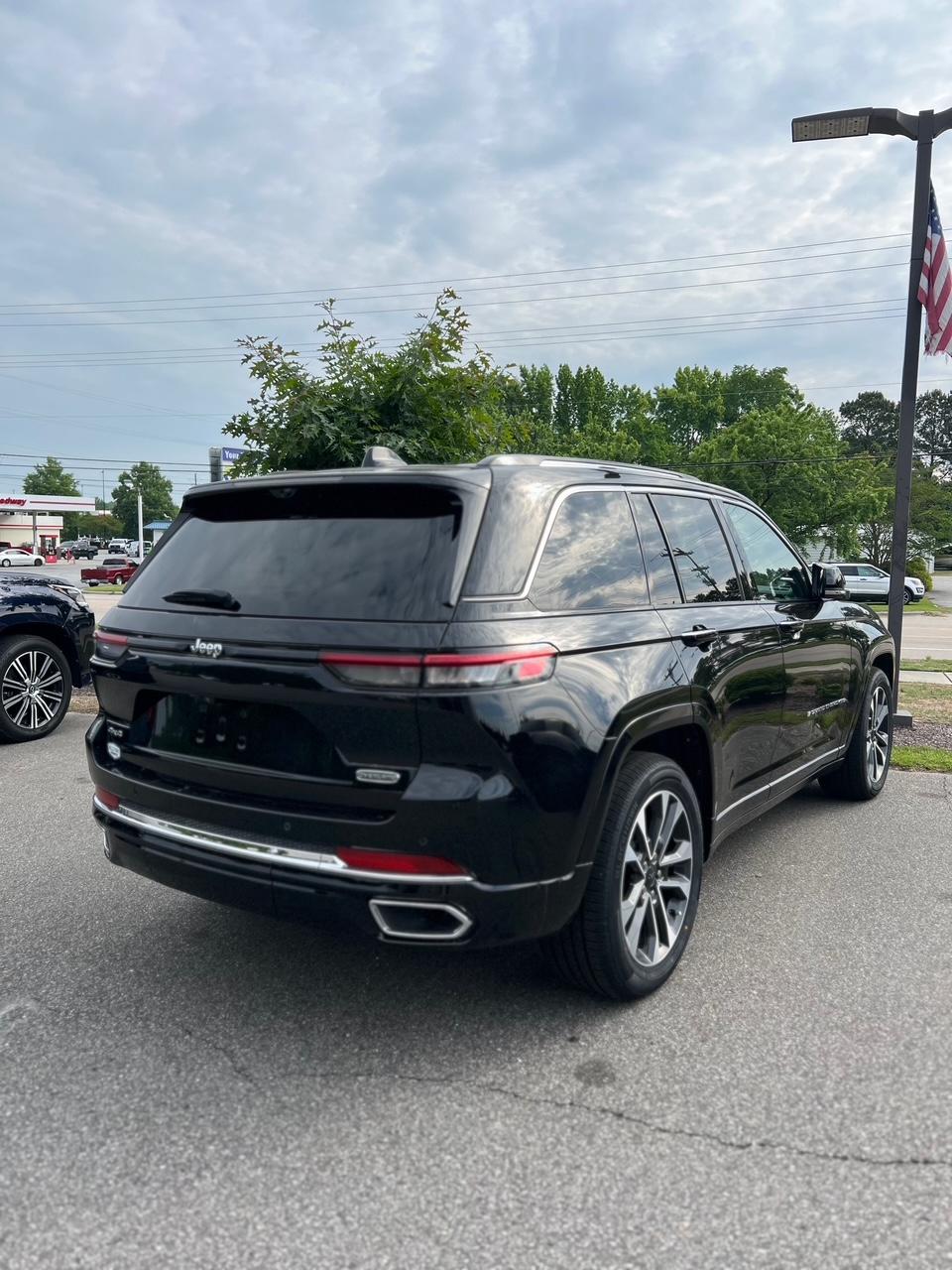 2022 Jeep Grand Cherokee Overland