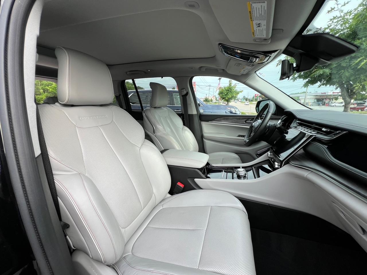 2022 Jeep Grand Cherokee Overland