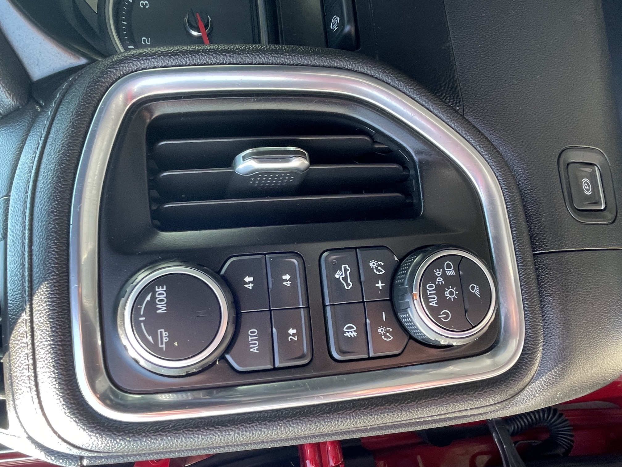 2020 Chevrolet Silverado High Country