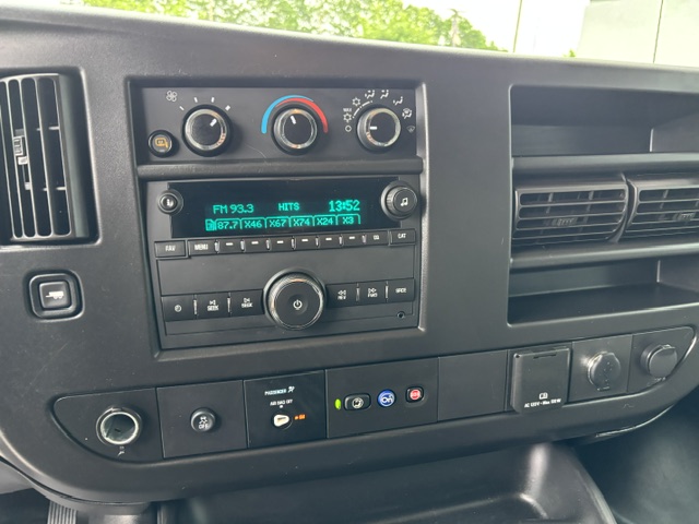 2022 Chevrolet Express Cargo