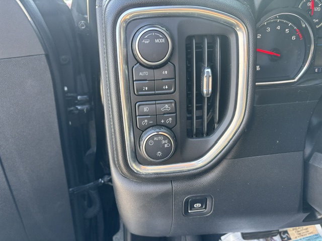 2021 Chevrolet Silverado RST