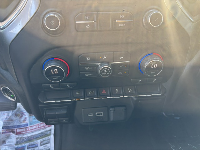 2021 Chevrolet Silverado RST