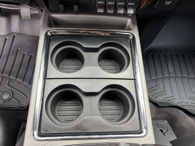 2016 Ford F-350 Lariat Crew Cab