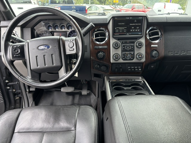 2016 Ford F-350 Lariat Crew Cab