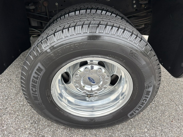 2016 Ford F-350 Lariat Crew Cab