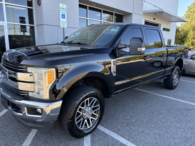 2017 Ford F-250 CREW CAB 6.7L LARIAT