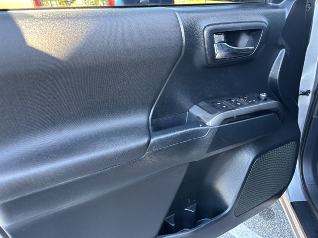 2016 Toyota Tacoma SR/SR5/TRD Off Road/TRD Sport/TRD Pro