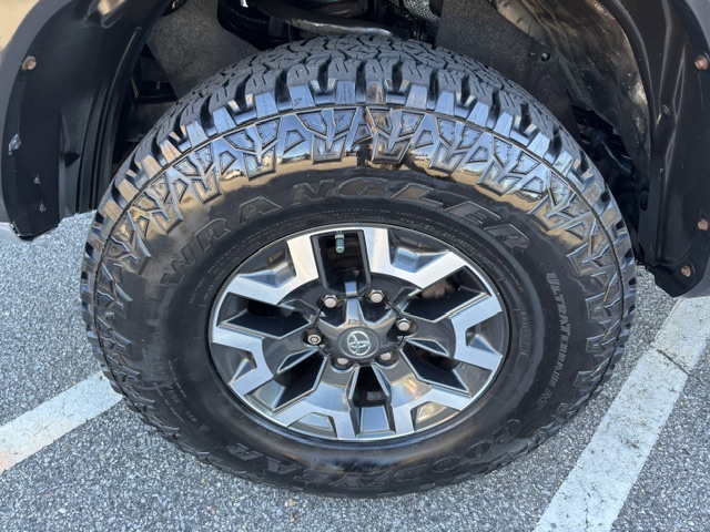 2016 Toyota Tacoma SR/SR5/TRD Off Road/TRD Sport/TRD Pro
