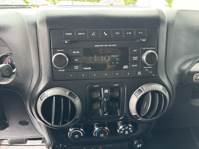 2016 Jeep Wrangler Sport