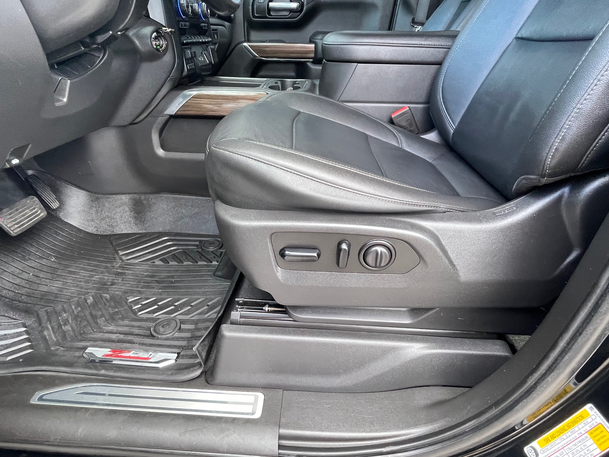 2021 Chevrolet Silverado Trail Boss - LT