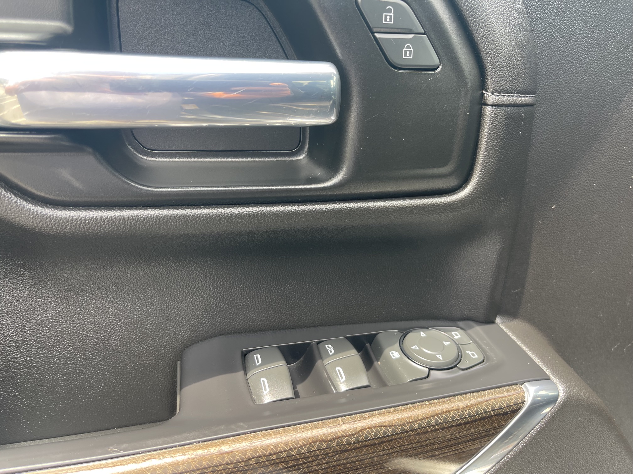 2020 Chevrolet Silverado RST