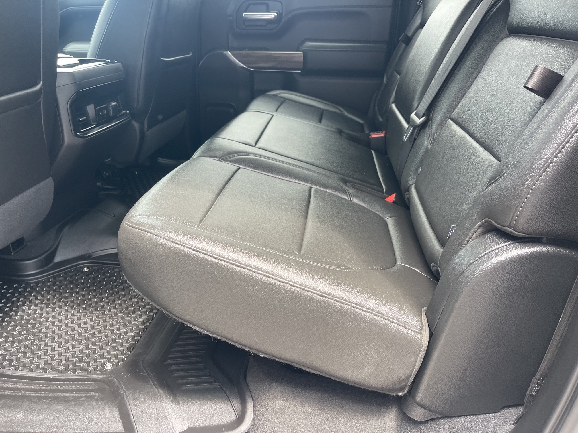 2020 Chevrolet Silverado RST