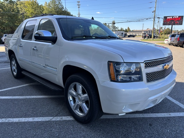 2011 Chevrolet Avalanche LTZ